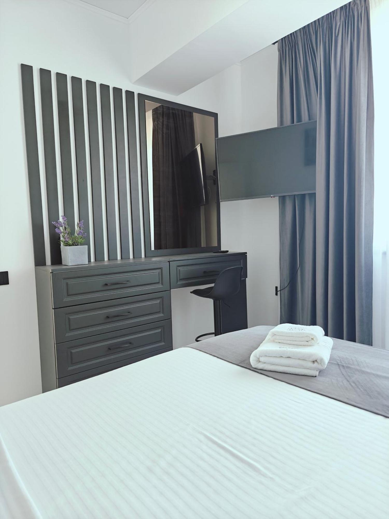 Mamaia Nord Vip Aparthotel Năvodari Εξωτερικό φωτογραφία